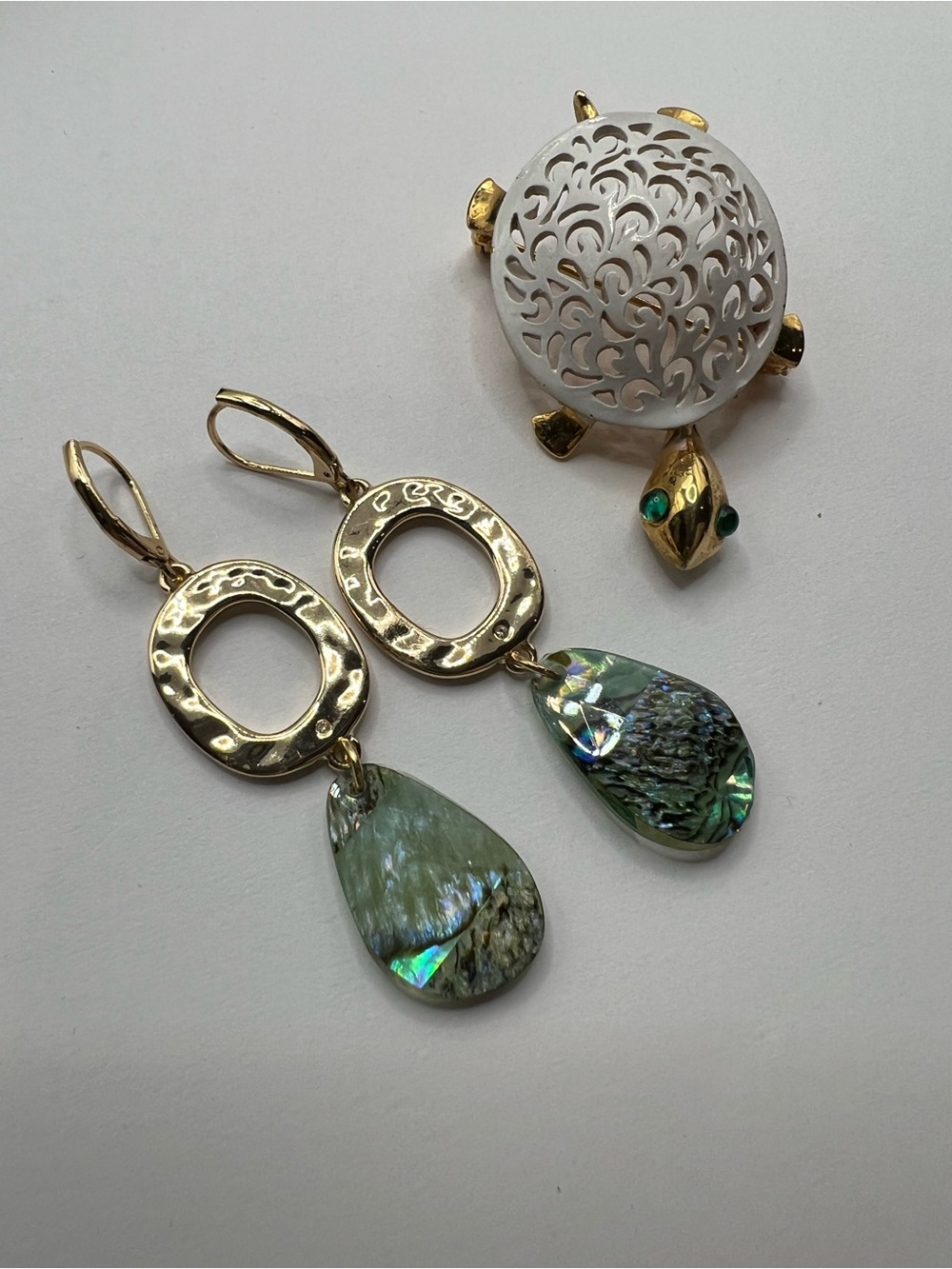 Gold-Tone Abalone Teardrop Earrings / Turtle Brooch